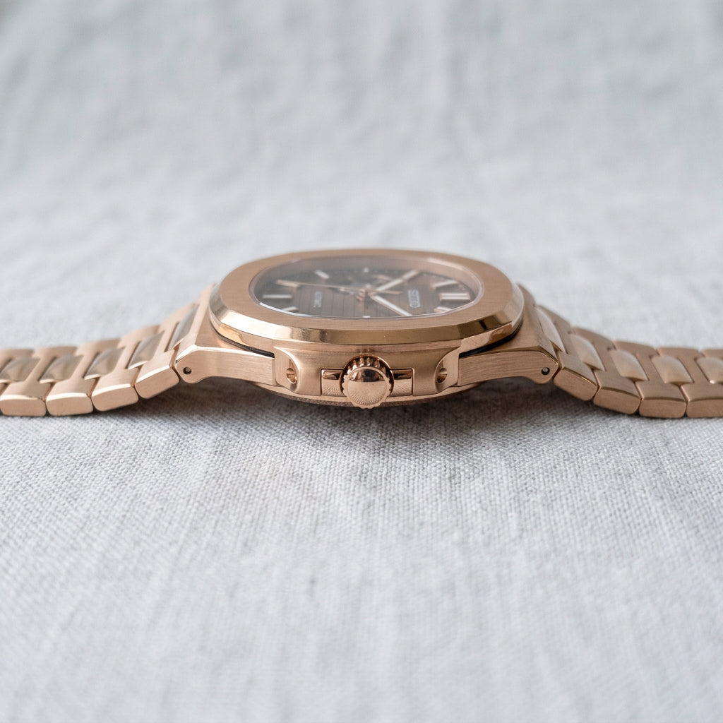Nautilus Rose Gold & Chocolate Brown Open Heart